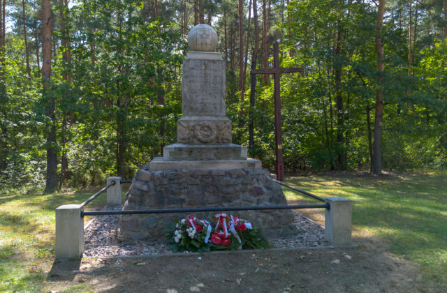 Wólka Radzymińska: Pomnik Strzelców Kaniowskich
